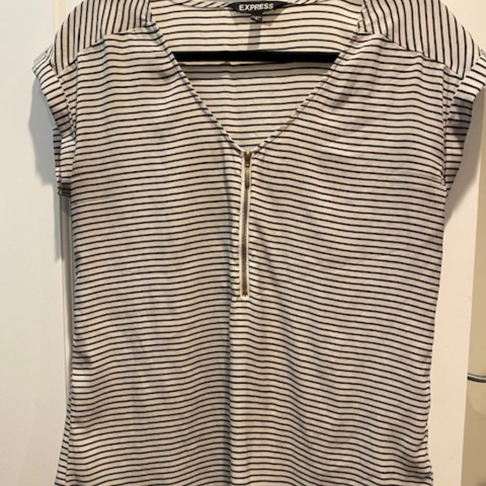 Women's Express Short Sleeve Blouse